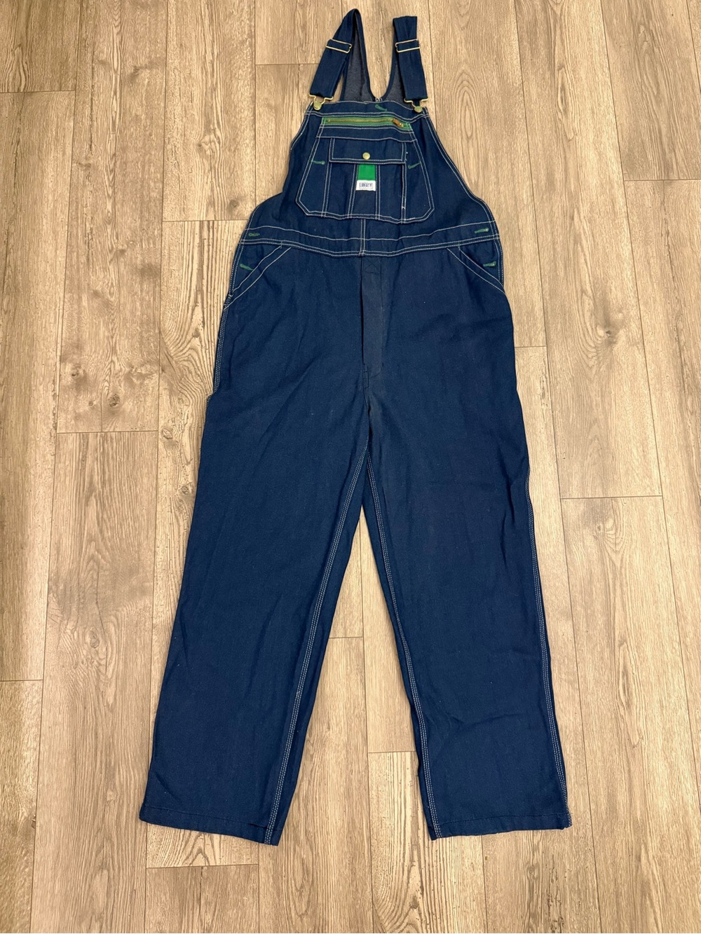 Liberty Bib Carpenter Workwear NWT Farmer Men’s 40x30 Pant Overalls. Brand New